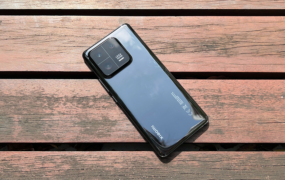 نقد و بررسی تخصصی شیائومی 13(مشخصات + مزایا و معایب)